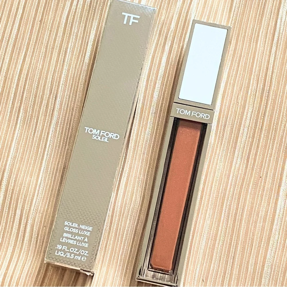 Tom Ford Soleil Neige Lip Gloss Luxe 17 PEAK FLUSH 5.5ml full size